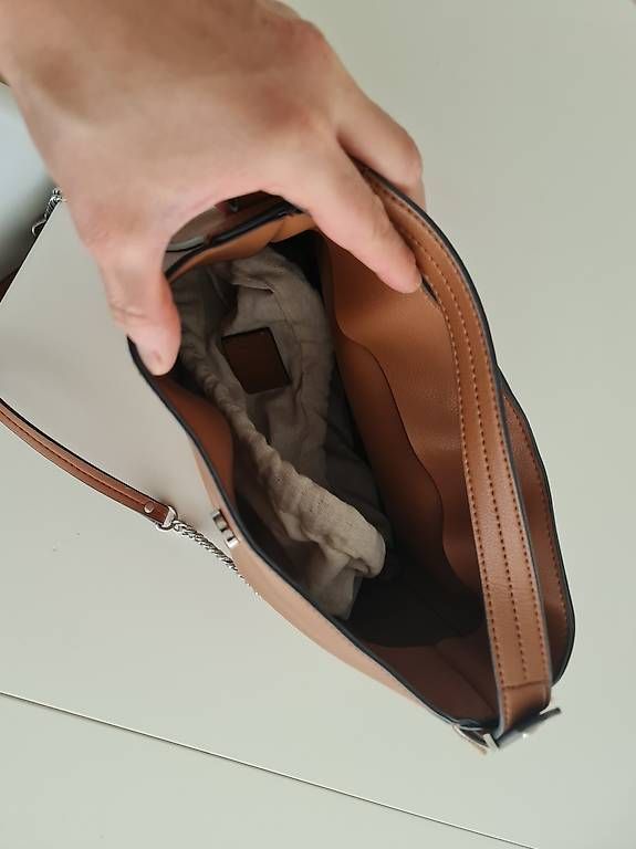 Borse da donna: Umhängetasche braun von ZARA  – Usato da Allschwil venduto da 86d_fmd5 1
