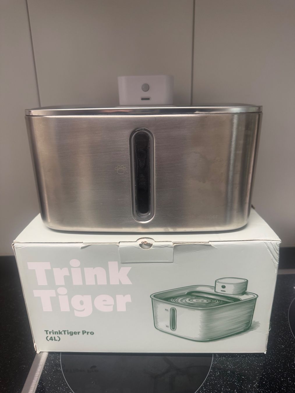 Stagni & Fontane ornamentali: TrinkTiger Pro Trinkbrunnen – Usato da St. Peterzell venduto da Hiakm