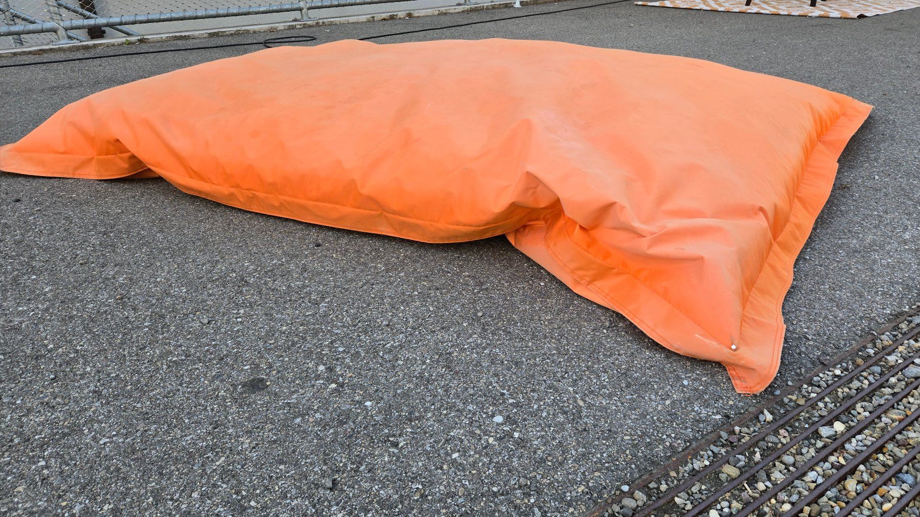 Fatboy Coussins: fatboy orange, original – D'occasion à Winterthur par meinweinkeller 1