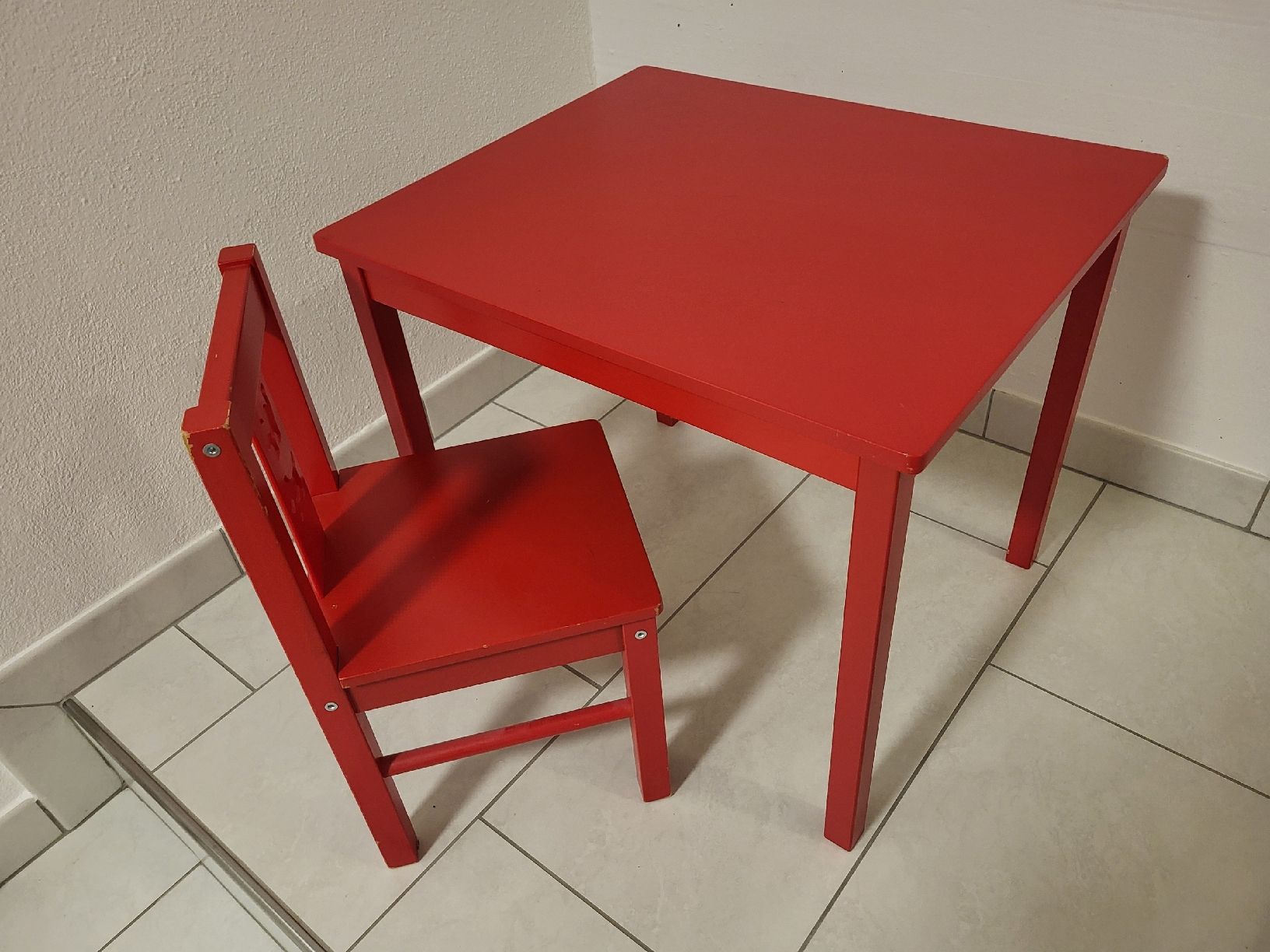 Ikea Tische: IKEA "Kritter" Kindertisch rot mit Stuhl – Gebraucht aus Oberwangen TG von Murmel82 1