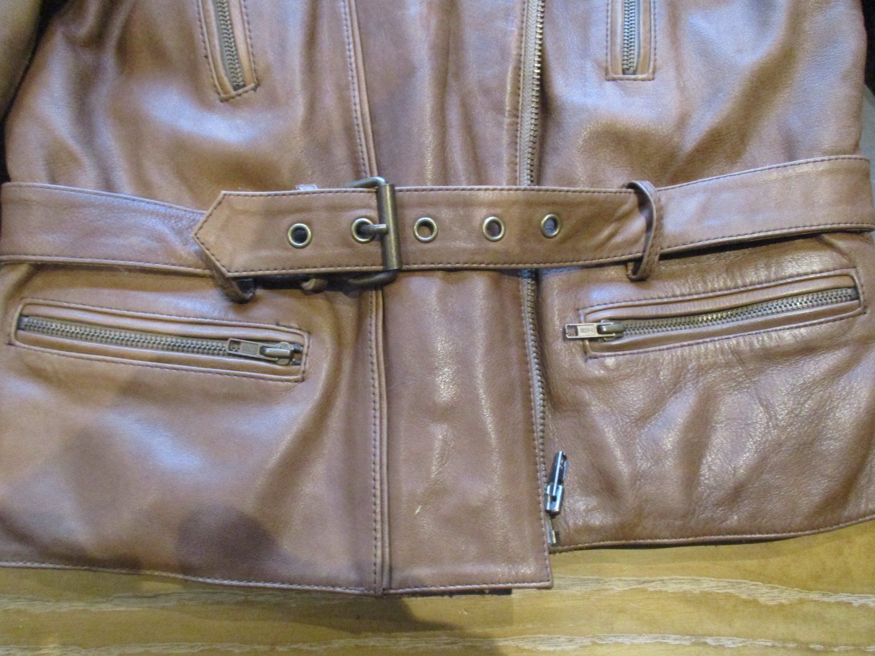 Giacche: HARRO MOTORRAD LEDERJACKE OLD STYLE DAMEN – Usato da Weissbad venduto da Usw63 1
