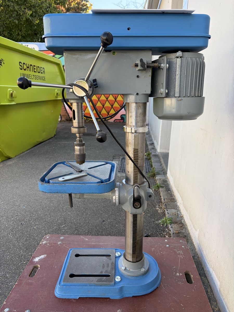 Promac Perceuses: Ständerbohrmaschine – Défectueux à Zürich par chrigiry 2
