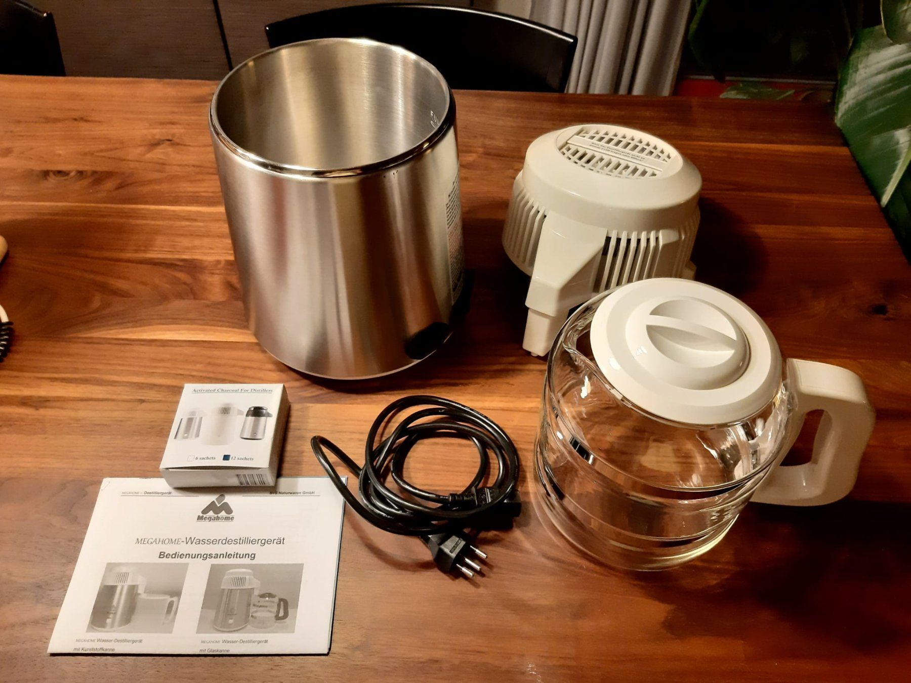 Elettrodomestici da cucina: Wasserdestilliergerät Megahome – Usato da Sarnen venduto da Obwaldnerfrau