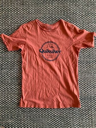 Rotes T-Shirt von Quiksilver Gr. 14