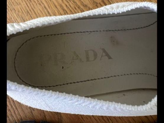 Prada Damenschuhe: PRADA Sneaker – Gebraucht aus Kerzers von Beluluu 4