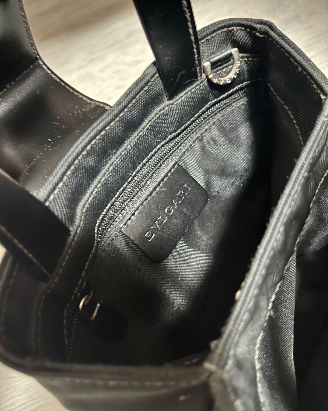 Bulgari Borse da donna: Bulgari small black handbag – Usato da Ponte Capriasca venduto da Kristine87 2