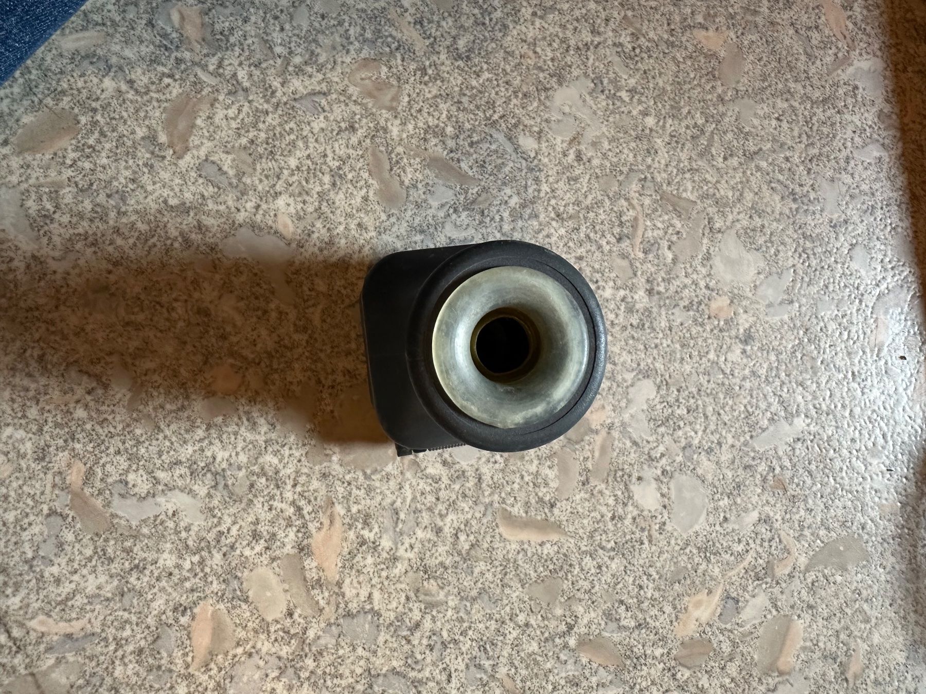 Spine: Kupplung J15 4 Polig – Usato da Huttwil venduto da Bolpa 3