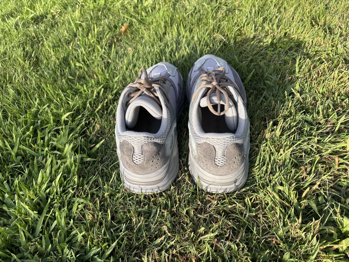 Adidas Herrenschuhe: Adidas Yeezy Boost 700 V1 – Neu (gemäss Beschreibung) aus Langendorf von Angeleyes3 3