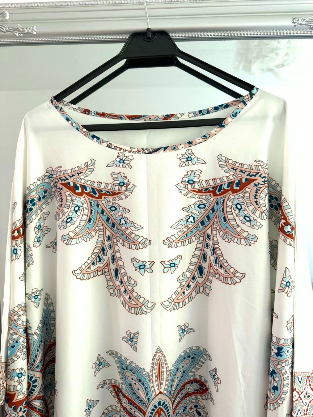 Tuniques: Elegantes Kaftan mit Paisley-Muster – Neuf (Voir description) à Bern par MIR-IAM