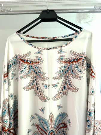 Elegantes Kaftan mit Paisley-Muster