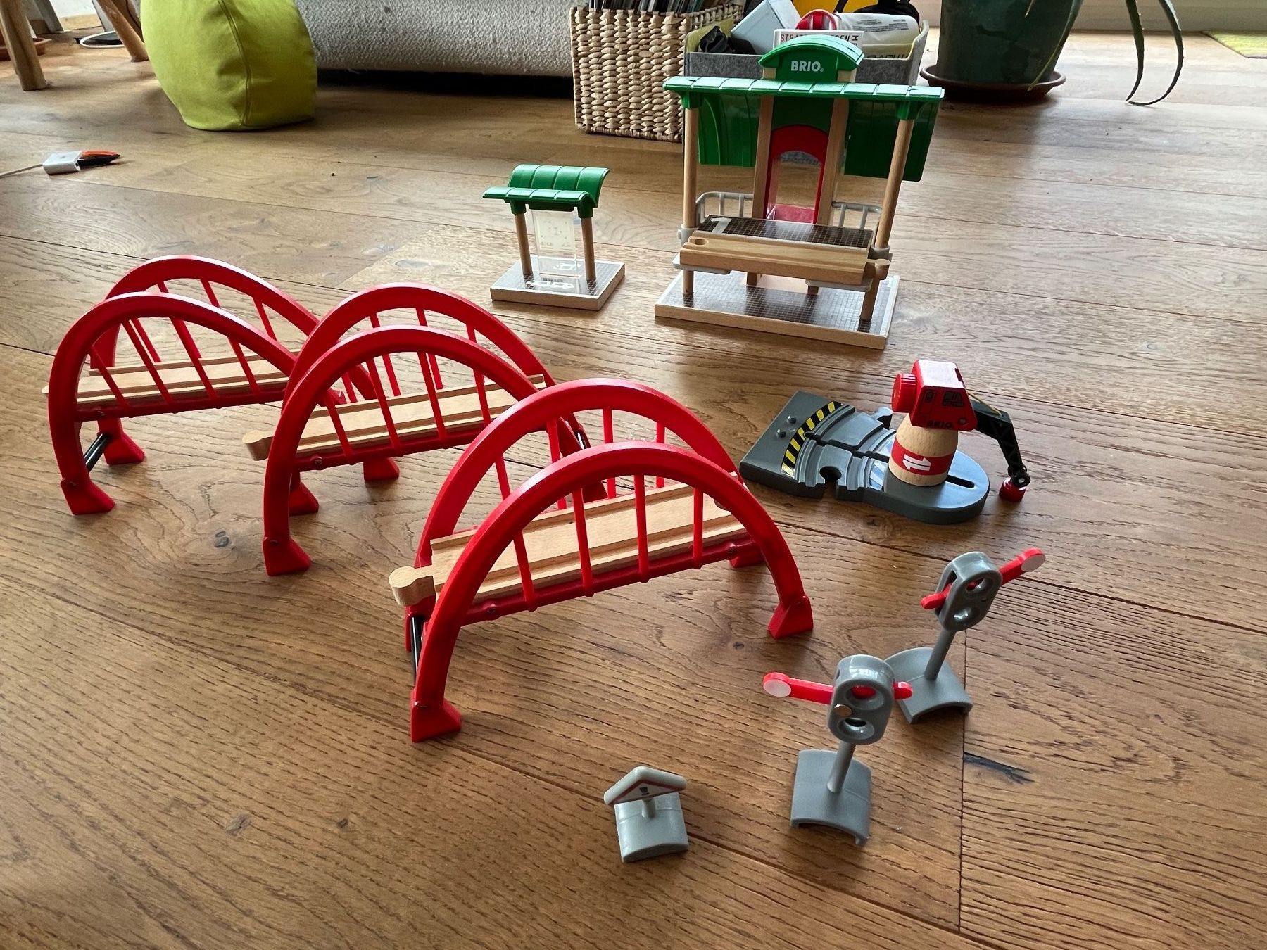 Brio Giocattoli: Grosses Briobahn Set – Usato da Hinterkappelen venduto da bek72 4