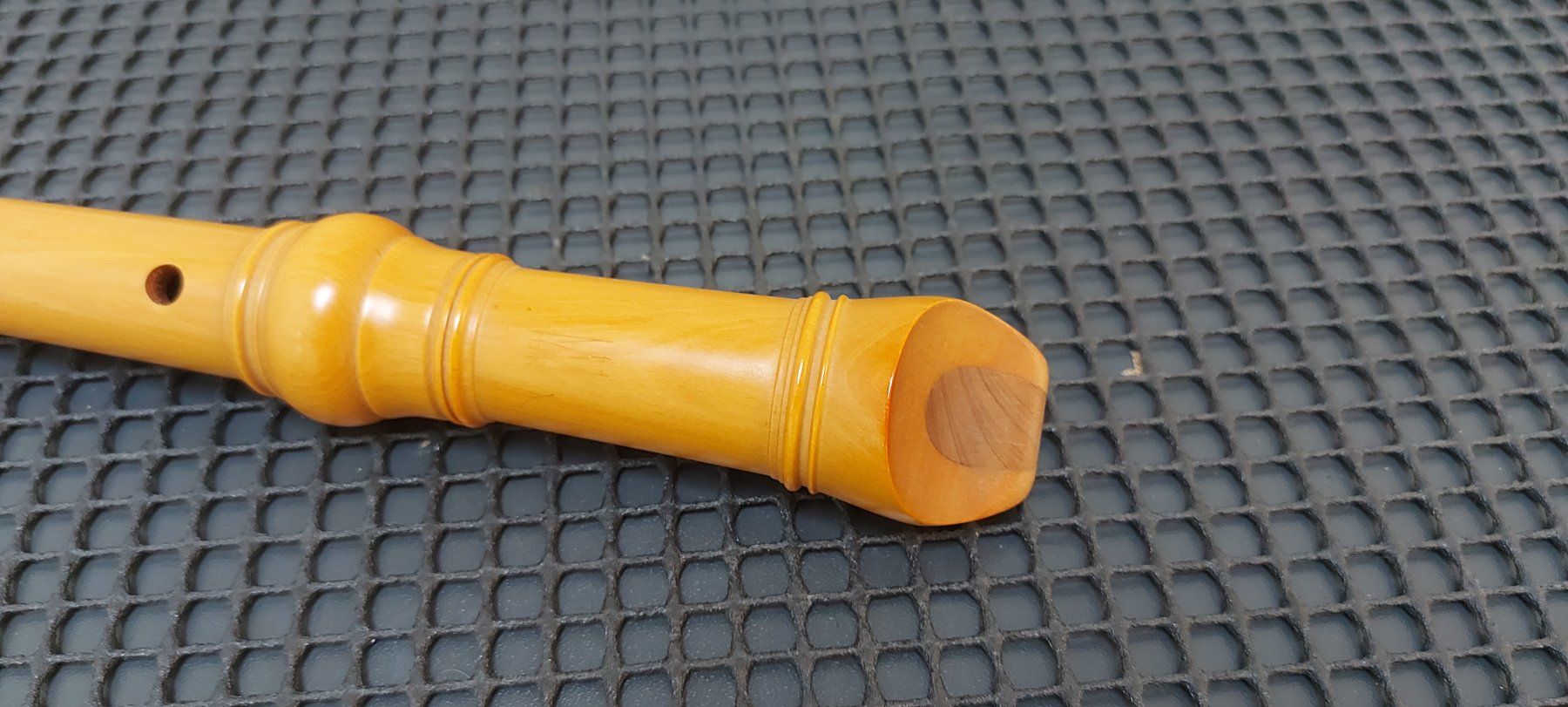 Strumenti musicali: FEHR Sopran, Modell IV, 3-teilig, Buchsbaum  , neuwertig – Nuovo (secondo la descrizione) da Glattbrugg venduto da Swissmusik 2