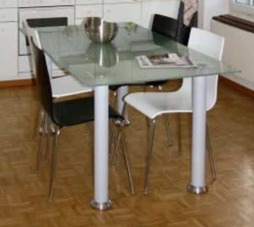 Tables: Table en verre  – D'occasion à Charrat par Darb1990