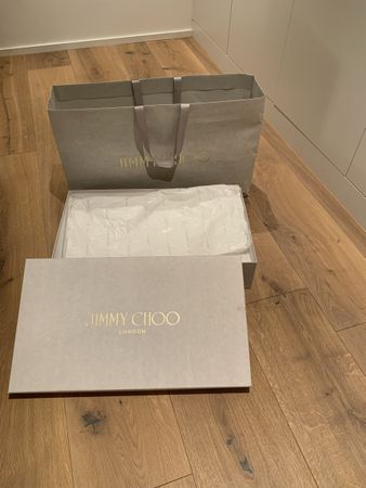 Jimmy Choo Karton inkl Tragtasche