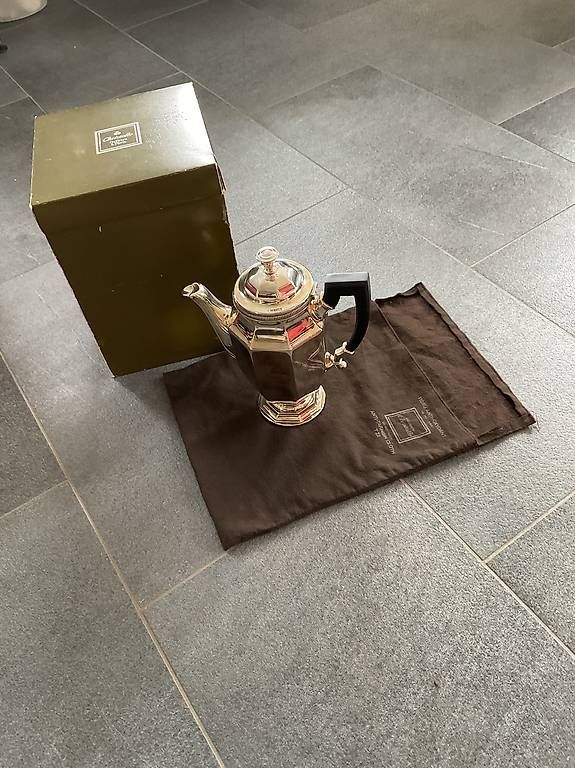 Christofle Teekannen: Christofle Tee-/Kaffeekanne versilbert – Neu (gemäss Beschreibung) aus Rehetobel von schmide01