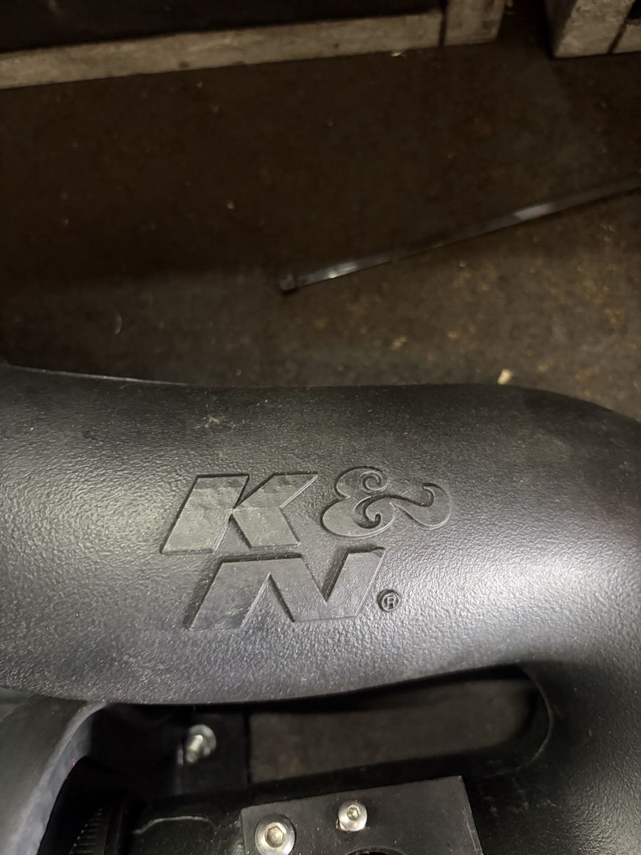 Porsche Motori: Porsche 996 Sportansaugsystem K&M – Usato da schlieren venduto da Renato75 1
