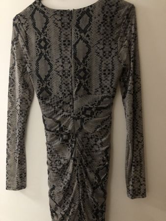 Guess Kleid neu