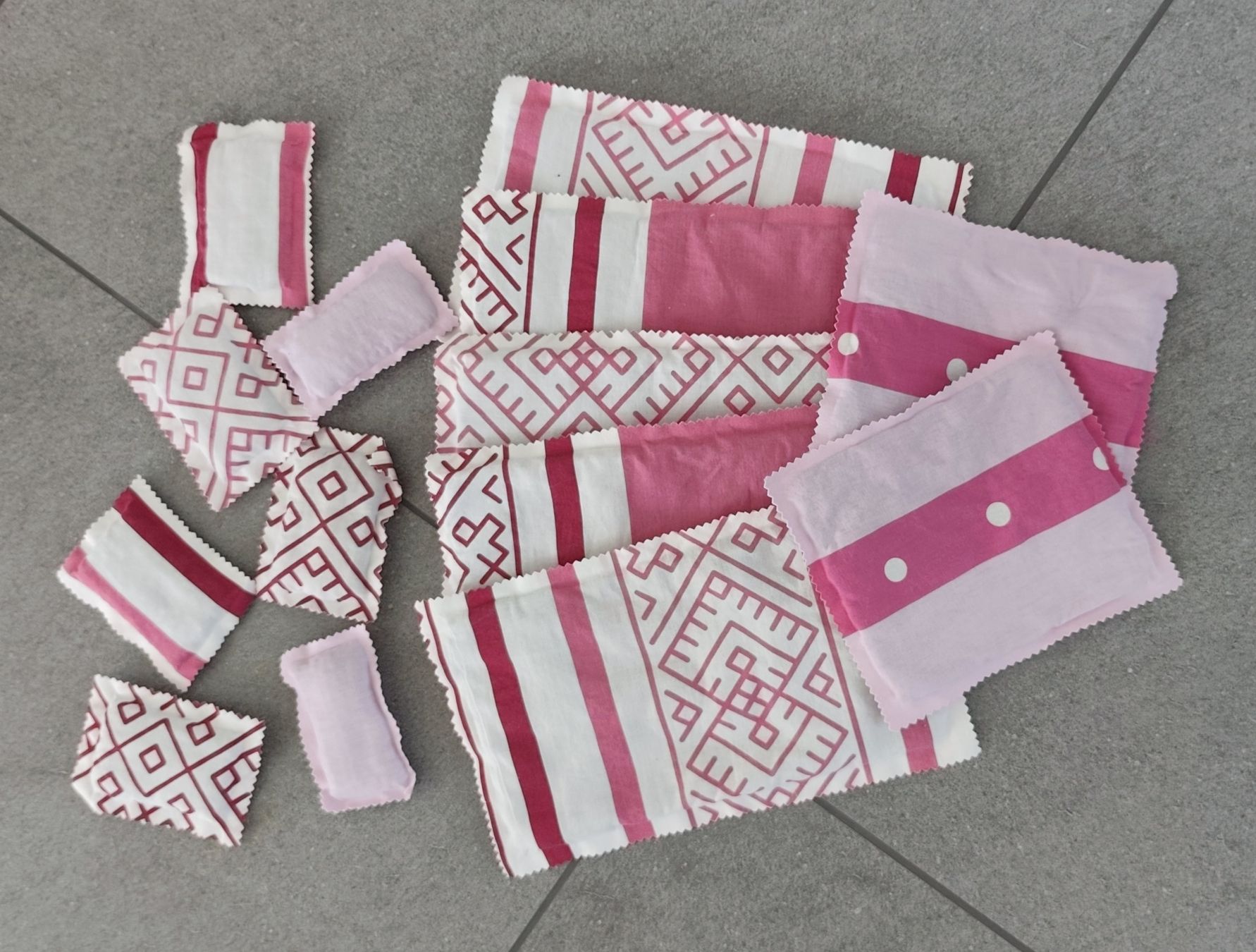 Puppen: barbie set with 19 barbies – Gebraucht aus Richterswil von Cp92 6