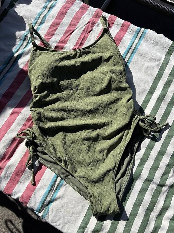 Roxy Costumi da bagno & Bikini: Bikini 1 pièce Roxy XL (40-42) – Nuovo (secondo la descrizione) da Perroy venduto da barballalla
