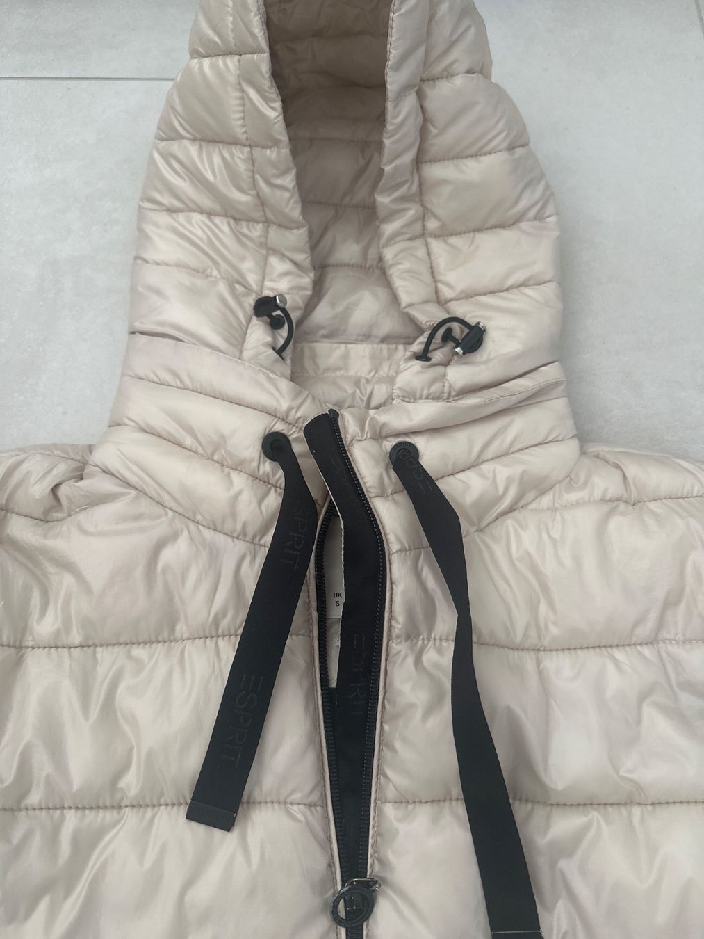 Esprit Giacche: Esprit Damen Jacke beige, Grösse S – Usato da Zug venduto da Hehe 1