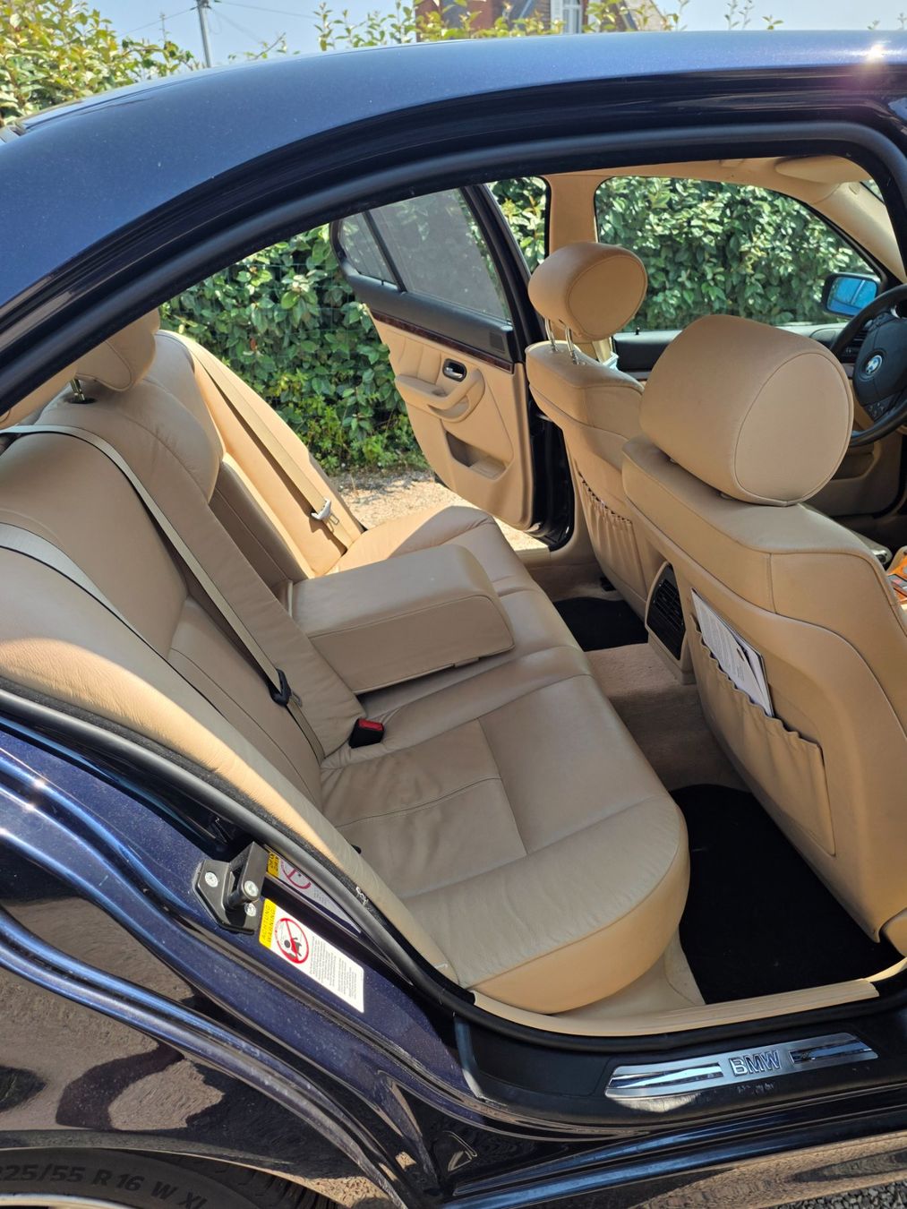 BMW Autos: BMW E39 540i V8 umfangreich revidiert – Gebraucht aus Zürich von LL94 7