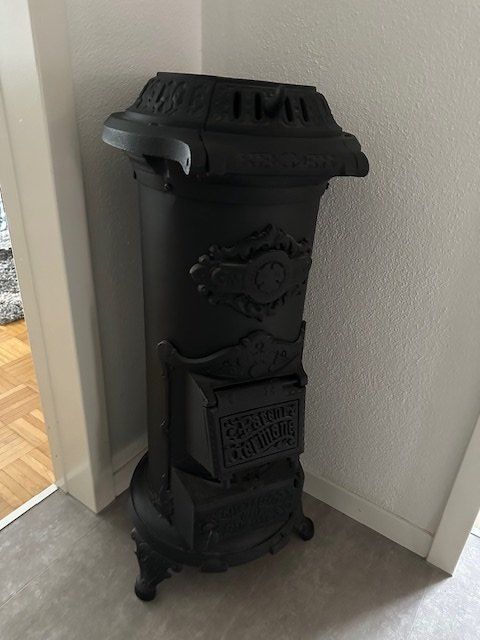 Altri mobili d'antiquariato: Antiker Ofen - Kamin – Usato da Saland venduto da Kim22