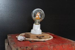 Tischlampe Eichenholz massiv mit Porzellanfassung
