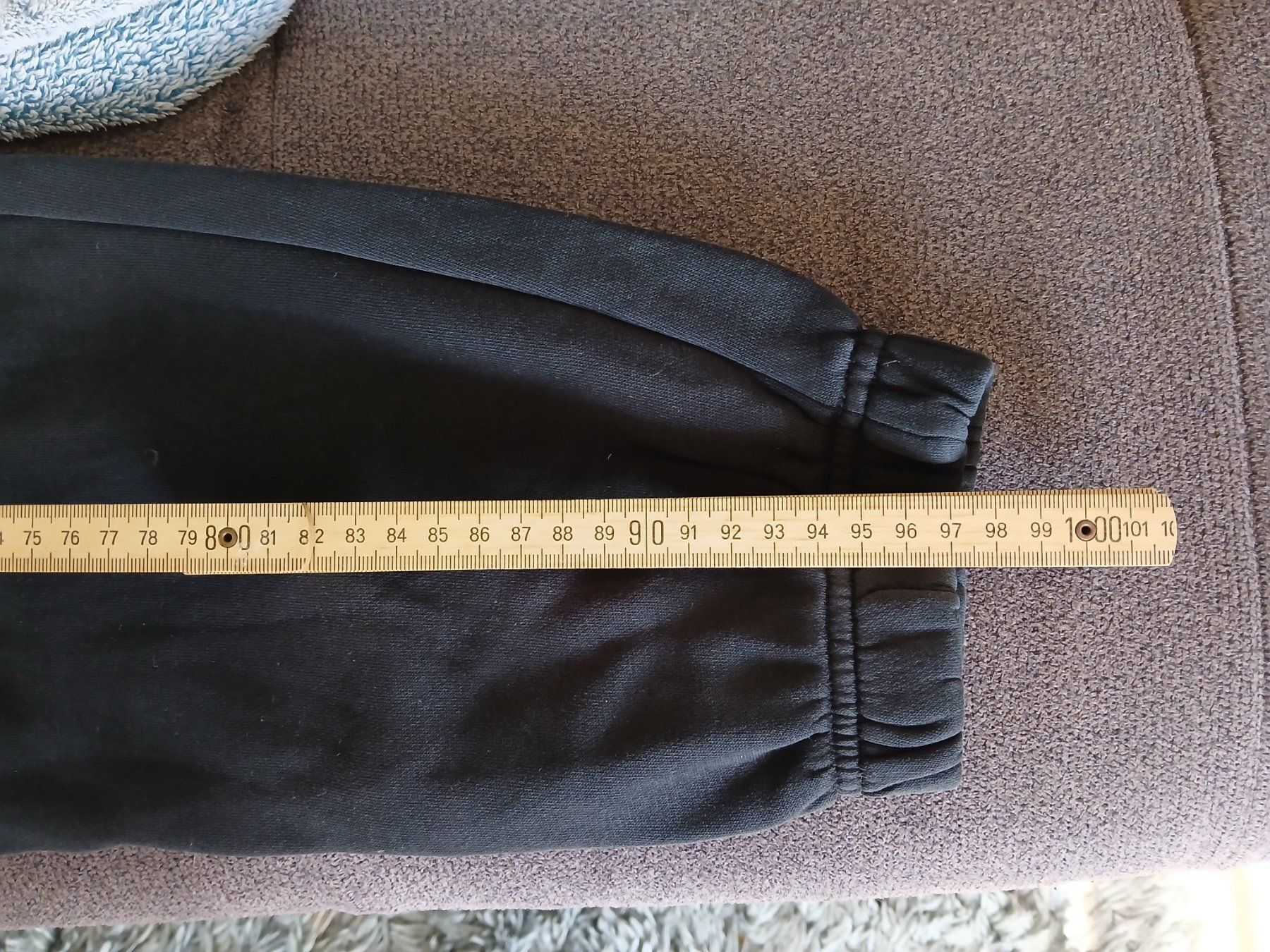 Nike Lotti & Set di vestiti: Nike Jogginghose & Shorts Set, Gr. S – Usato da Liestal venduto da piperpa 3