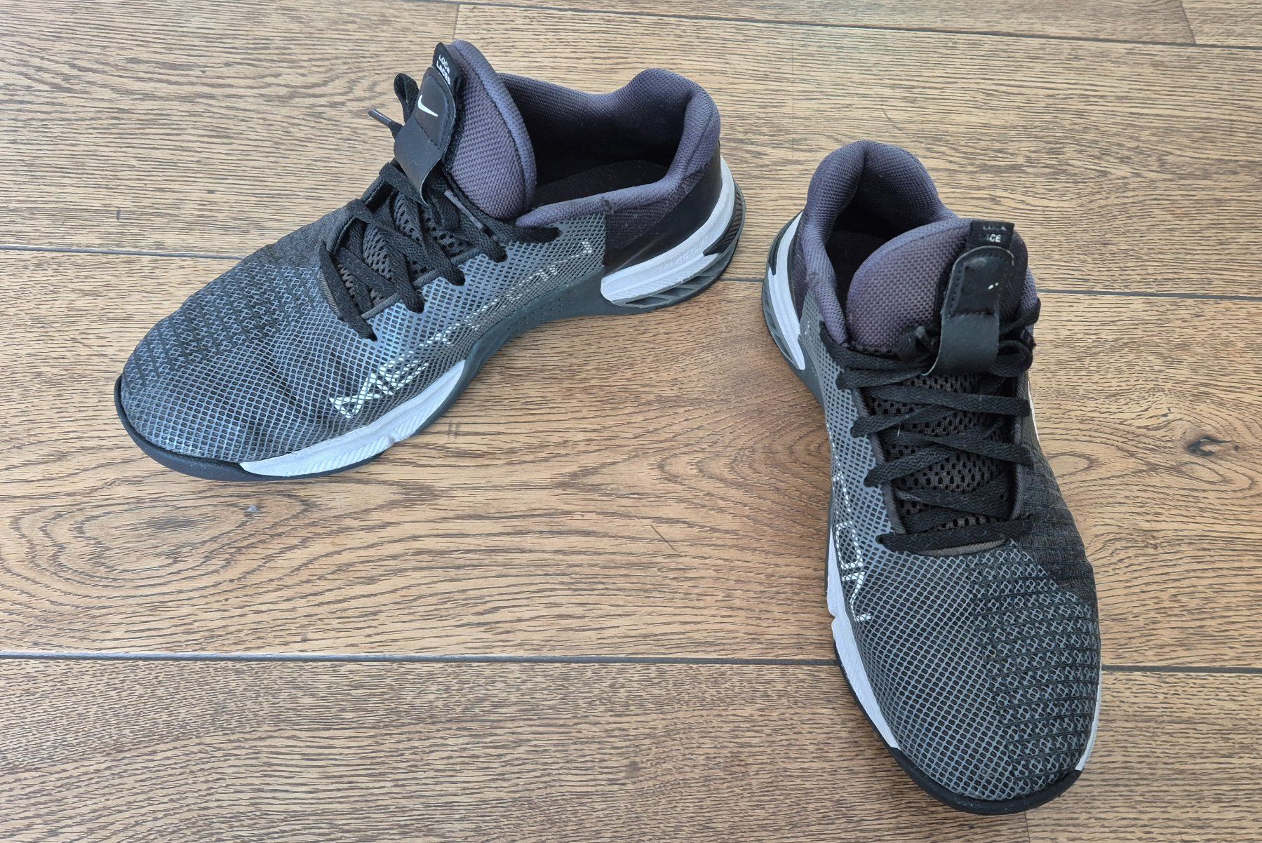 Nike Chaussures hommes: NIKE Metcon Turnschuhe – D'occasion à Ossingen par Leyazo 4