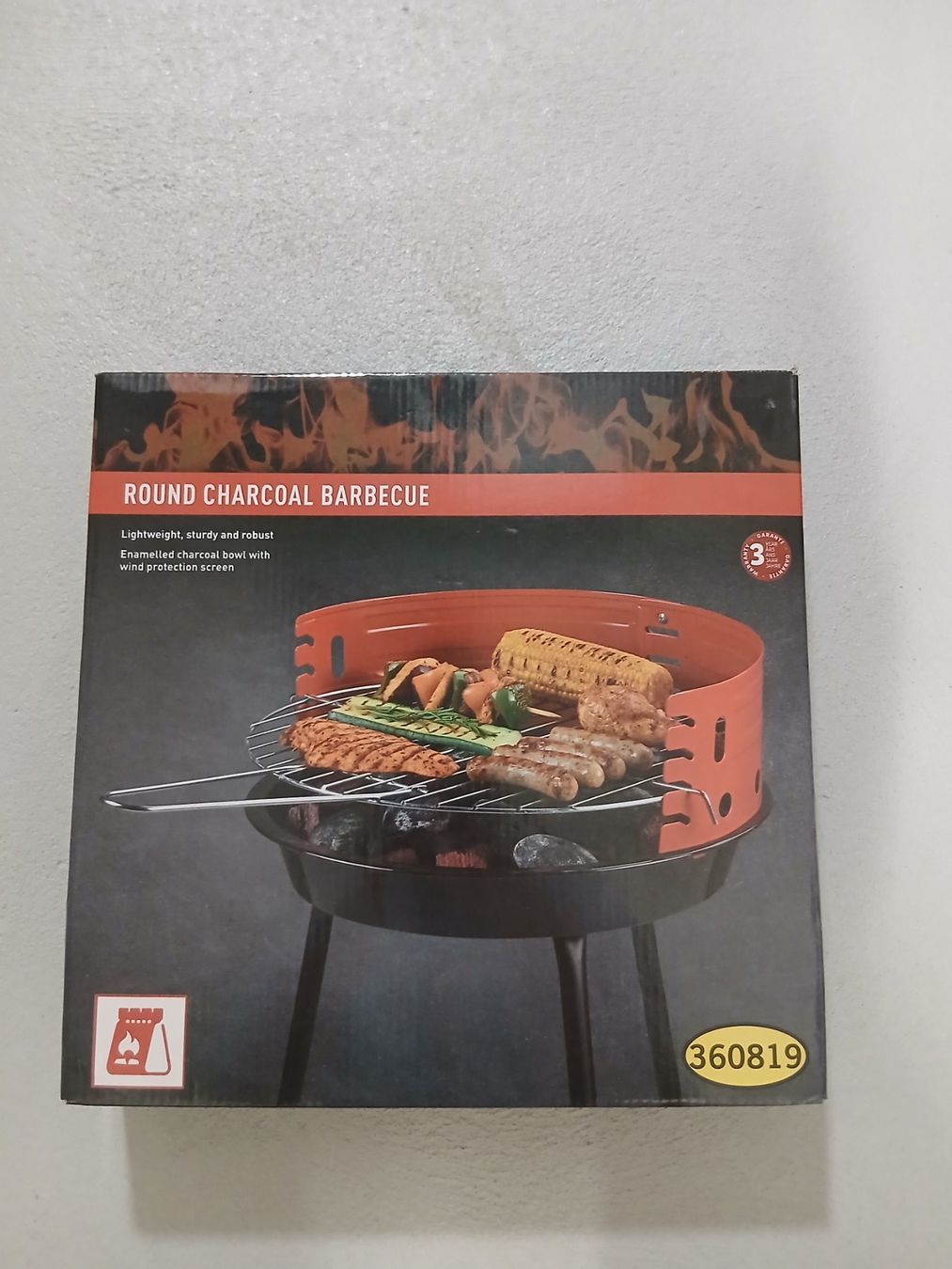 Grils: Grill und Feueranzünder – Neuf avec emballage d'origine à Oberglatt ZH par Sandro0124