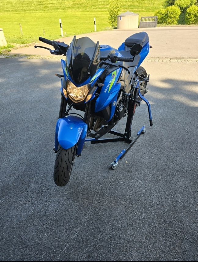 Suzuki Strada: Suzuki GSX-S750 – Usato da St.Gallen venduto da lazo_86