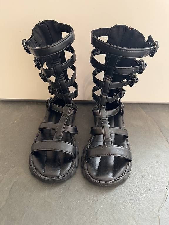 Schuhe für Jungen: Kinder Römersandalen, Gr. 33 – Gebraucht aus Weisslingen von Avocet