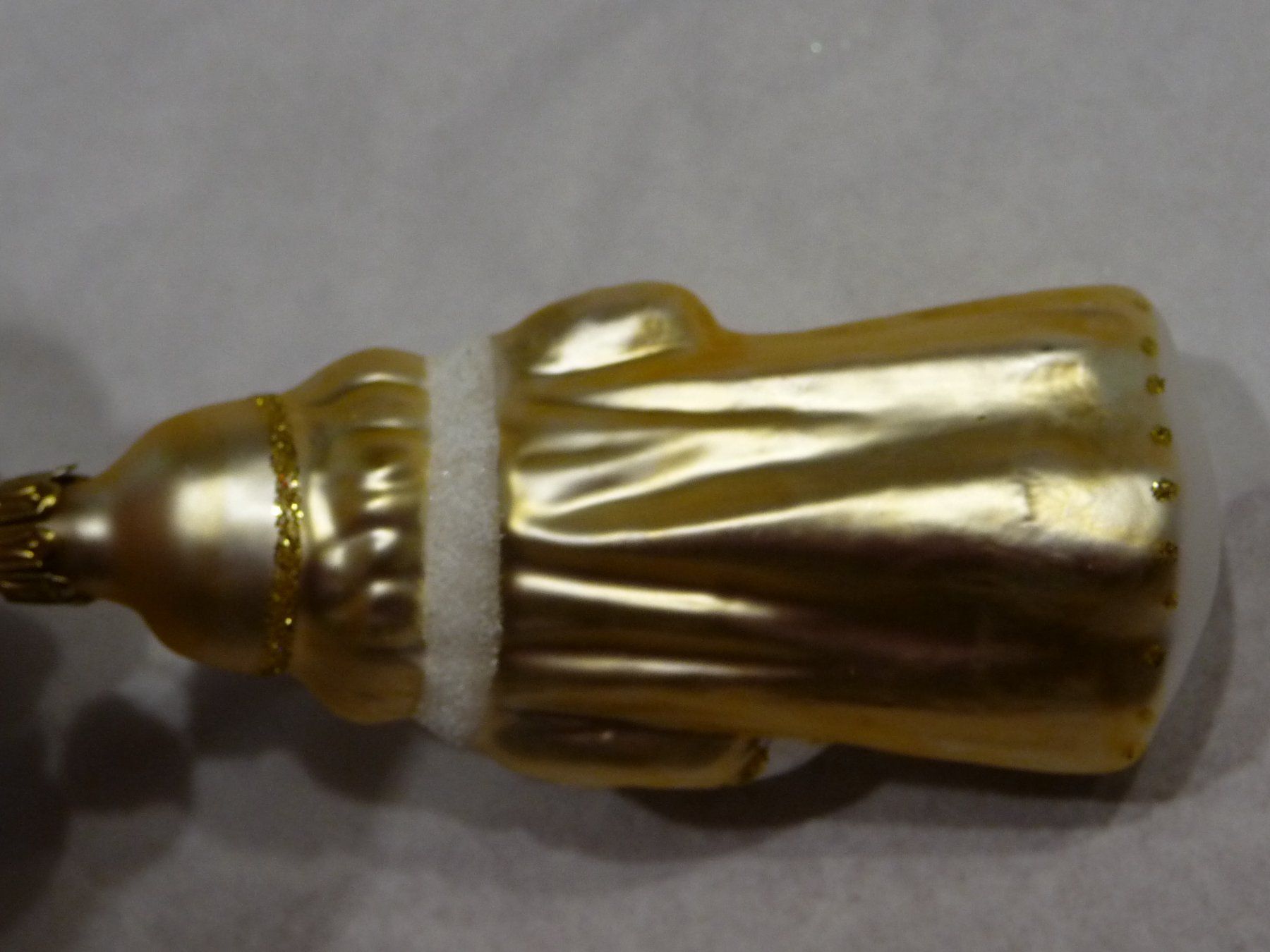 Toutes les décorations: Mädchen mit goldenem Kleid Christbaumschmuck – Neuf avec emballage d'origine à Alpnach Dorf par marvo 5