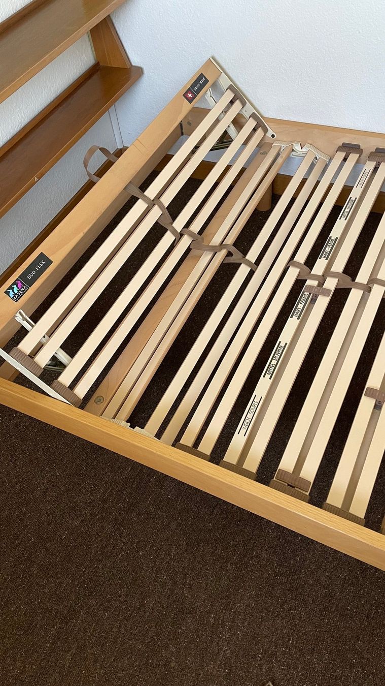Letti: Bett 120cm, hochwertiger Lattenrost, mit oder ohne Matratze – Usato da Zürich venduto da 4claudi 3
