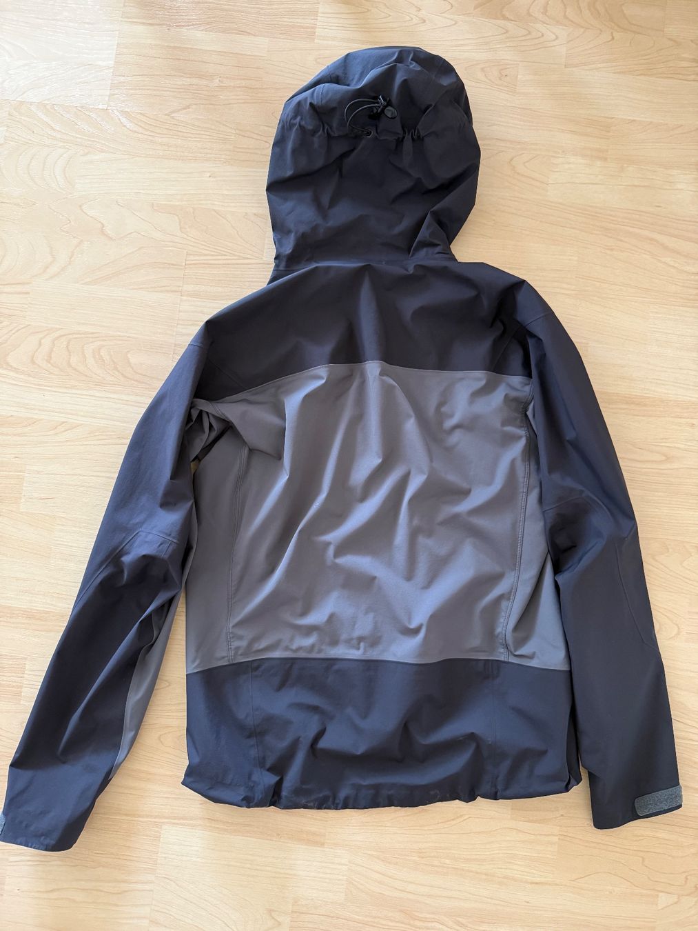 Arcteryx Vestes: Arc’teryx Alpha Comp Hoody – D'occasion à Zürich par cor_y65j 4