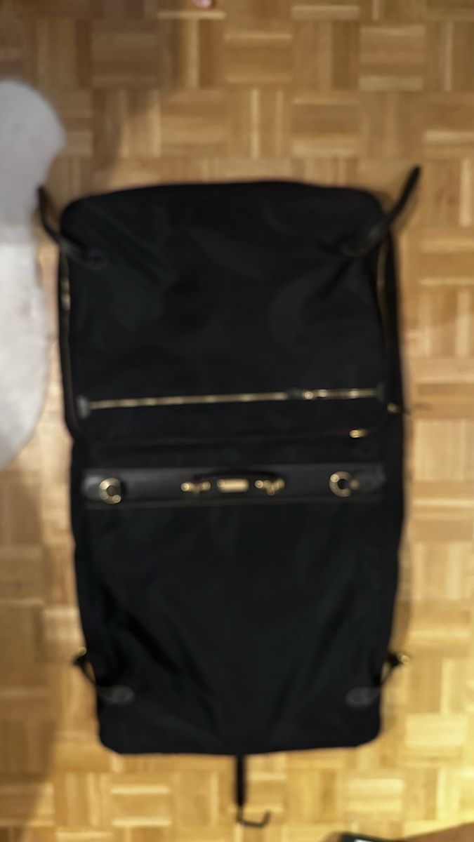 Porsche Borse: Porsche Kleiderschrank Tasche – Usato da Lachen SZ venduto da HelvetiaLuxury 7