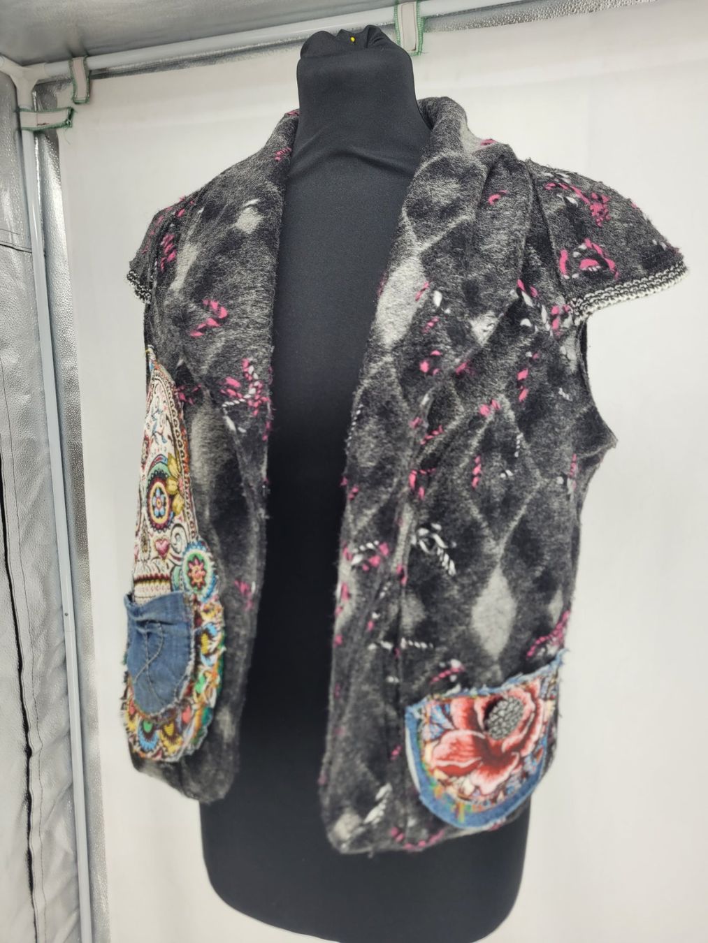 Gilet & Giacche: Gilet pièce unique, taille M - comme neuf – Usato da Lausanne venduto da PlusValue_Lausanne 1