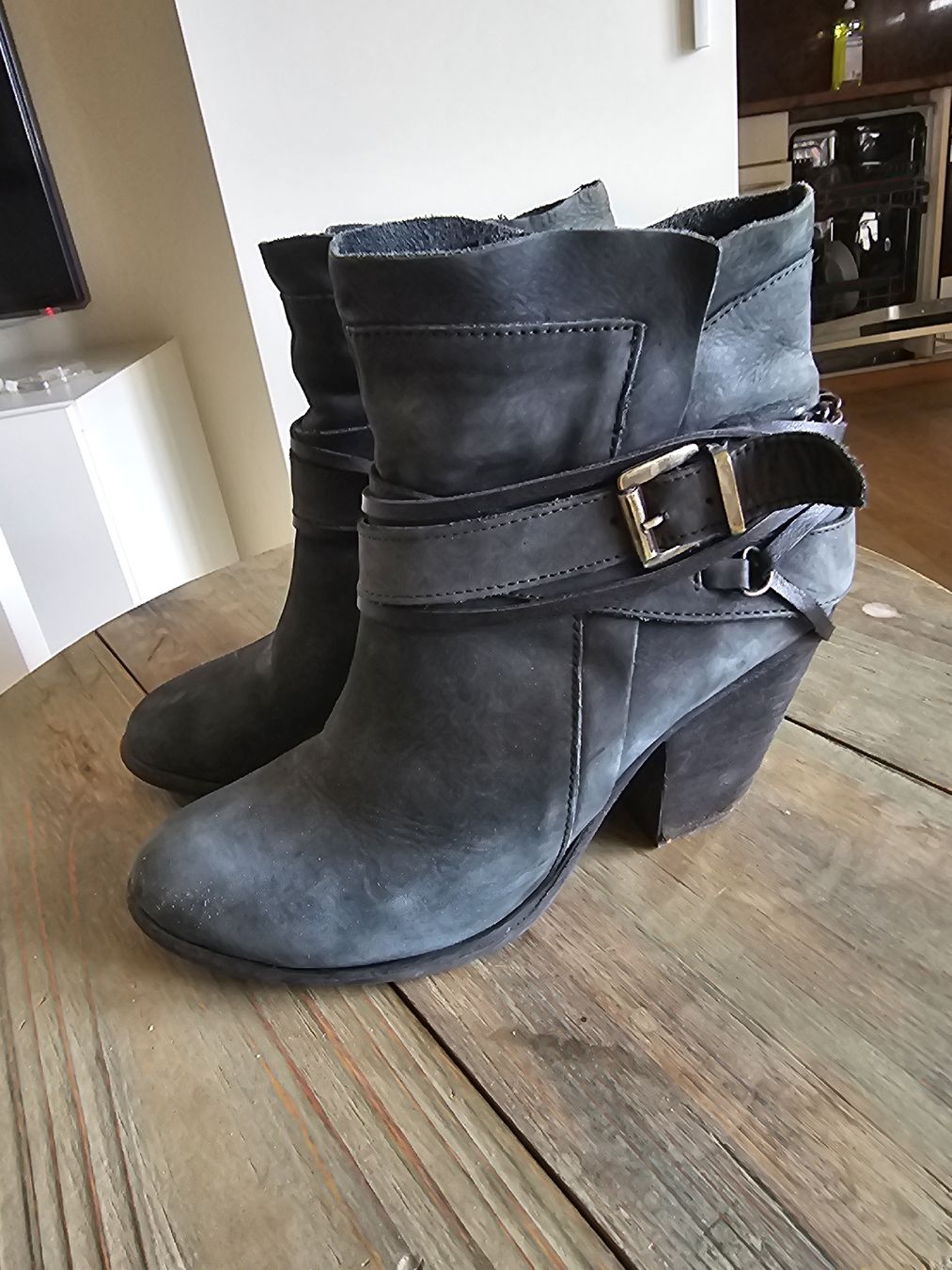 Steve Madden Scarpe da donna: Stiefletten mit Absatz (39) – Usato da Urdorf venduto da Yvonne008