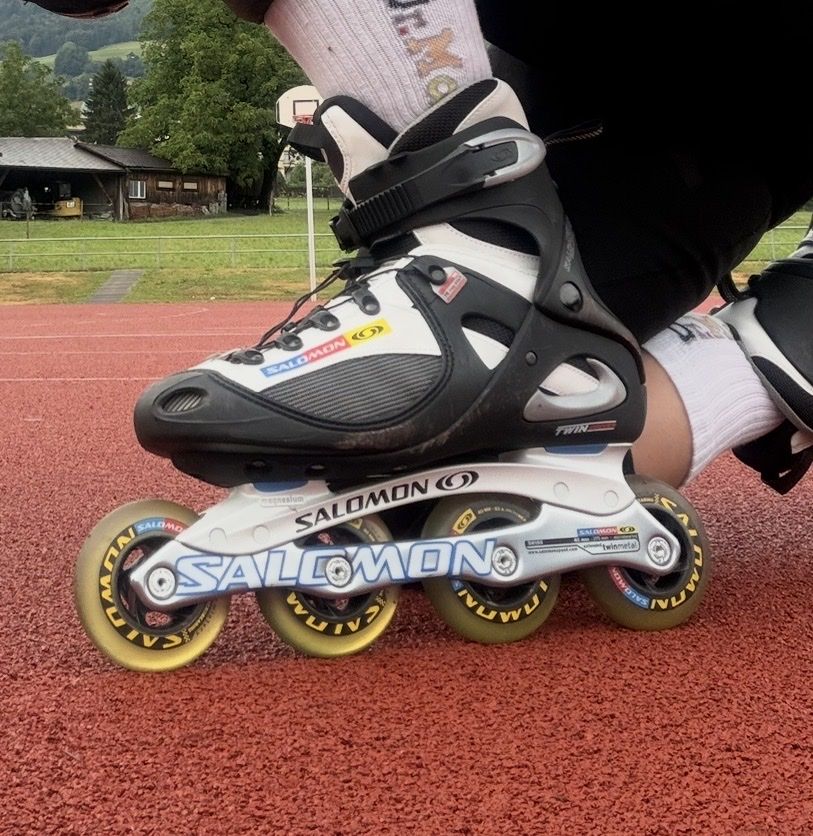 Salomon Pattini in linea & Pattini a rotelle: Professionelle Linie rollersschuhe Salomon  – Usato da Ibach venduto da Jomi.79