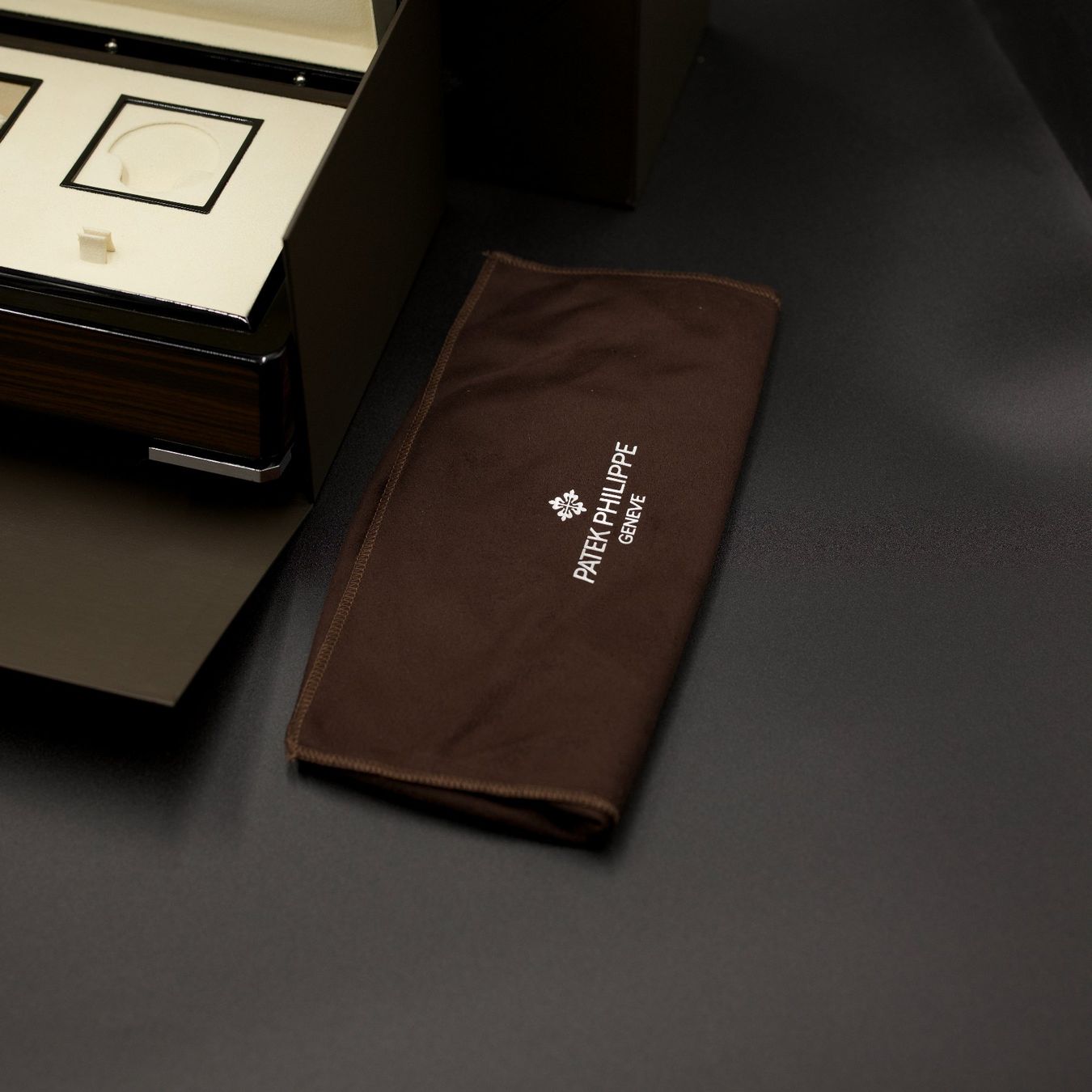 Patek Philippe Orologi: Patek Philippe -  Special Box - Schachtel - Ecrin – Usato da Lausanne venduto da David.O 2