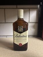 1x Ballantine's Finest Blended Scotch Whisky 70cl