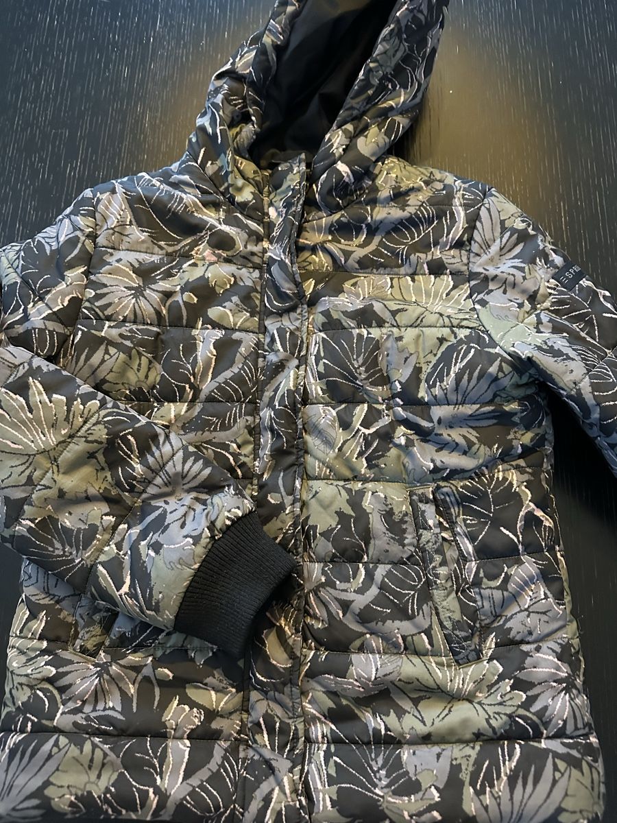 Esprit Jacken & Mäntel: Esprit Mädchen Winterjacke – Neu (gemäss Beschreibung) aus Aarau von lbi_kn9s