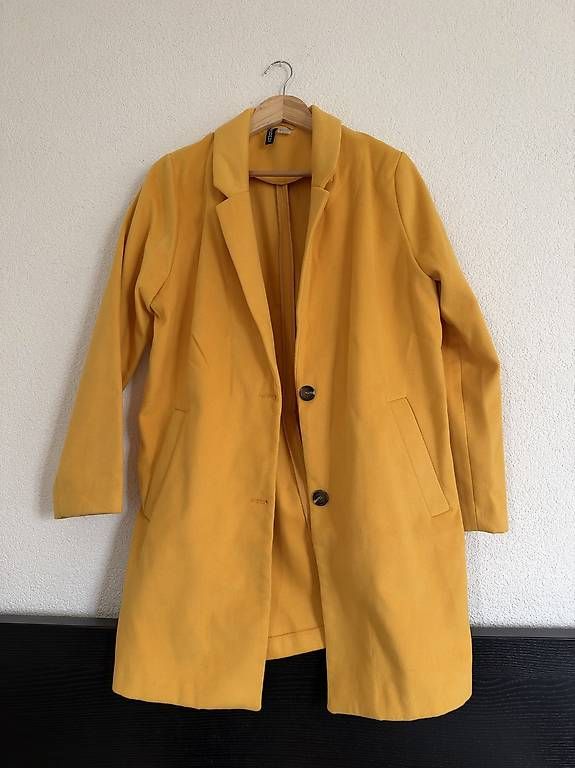 Mäntel: Manteau léger – Gebraucht aus Yverdon-les-Bains von Tiffany_92
