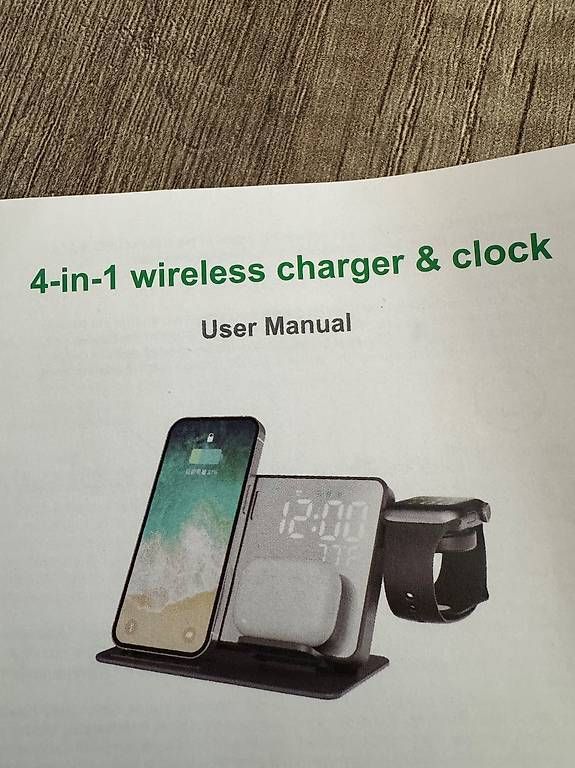 Caricabatterie: 4 in 1 wireless charger&clock – Usato da Heiligkreuz (Mels) venduto da Chliniii