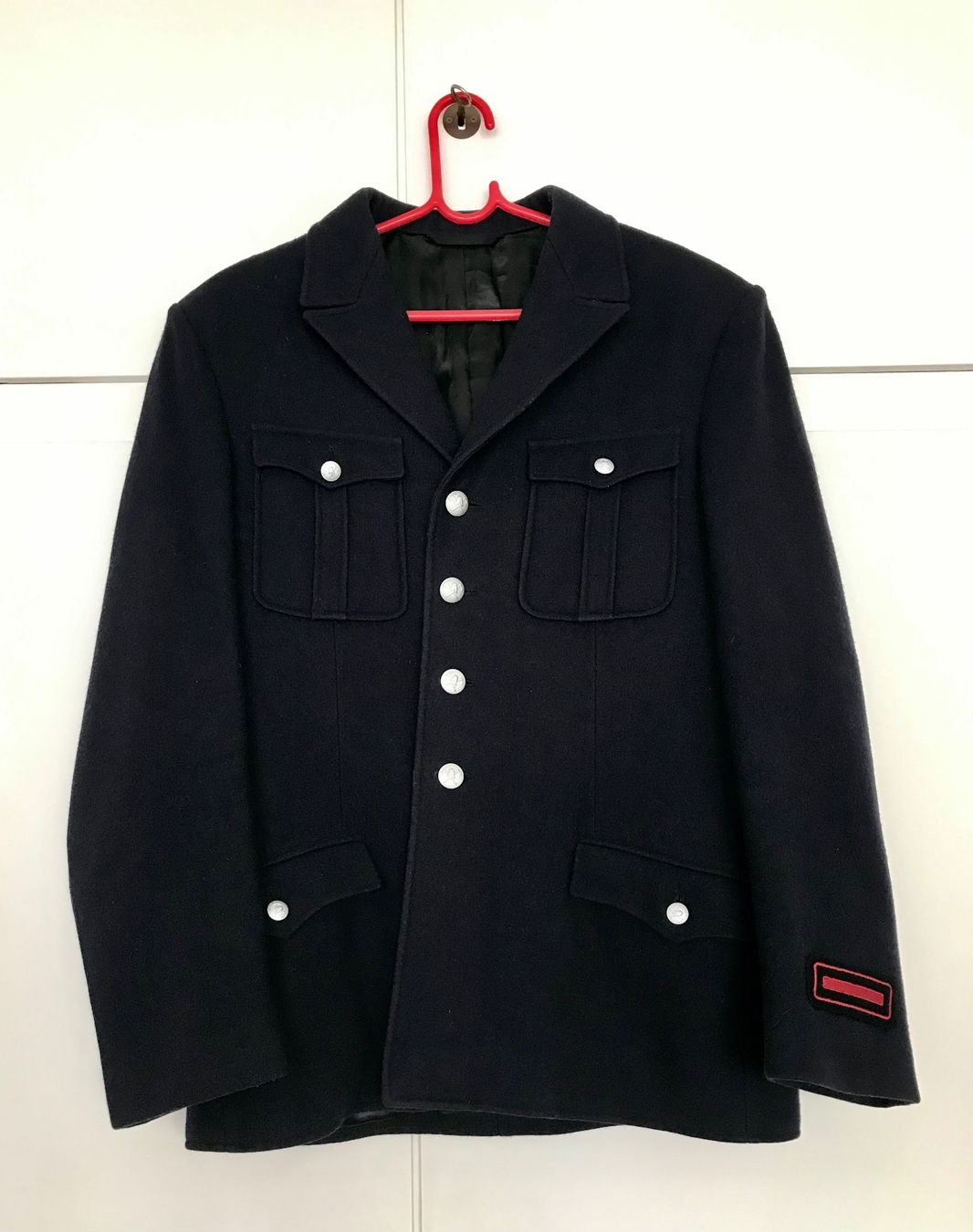 Uniformi: Feuerwehr Uniform Jacke – Usato da Basel venduto da nostanz 2