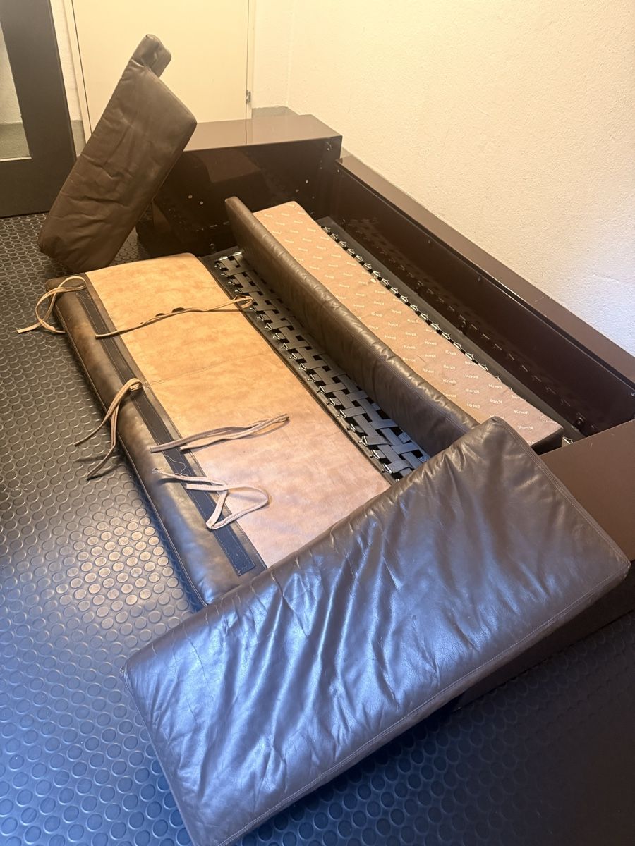 Knoll Divani: Knoll Modular Sofa – Usato da Zürich venduto da Moreandmore 3