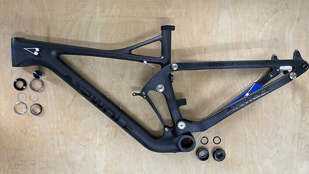 Pezzi di ricambio: MTB 29 Carbon Rahmen Fullsuspension – Usato da Schupfart venduto da extrade_schupfart 2