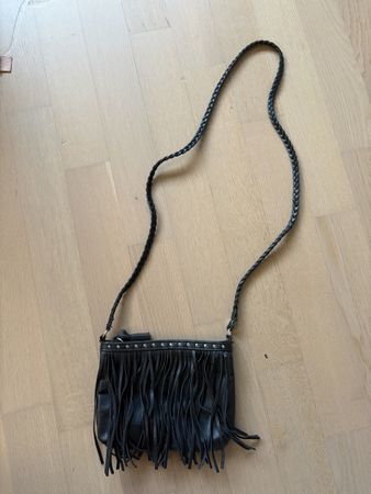 KLEINE HANDTASCHE