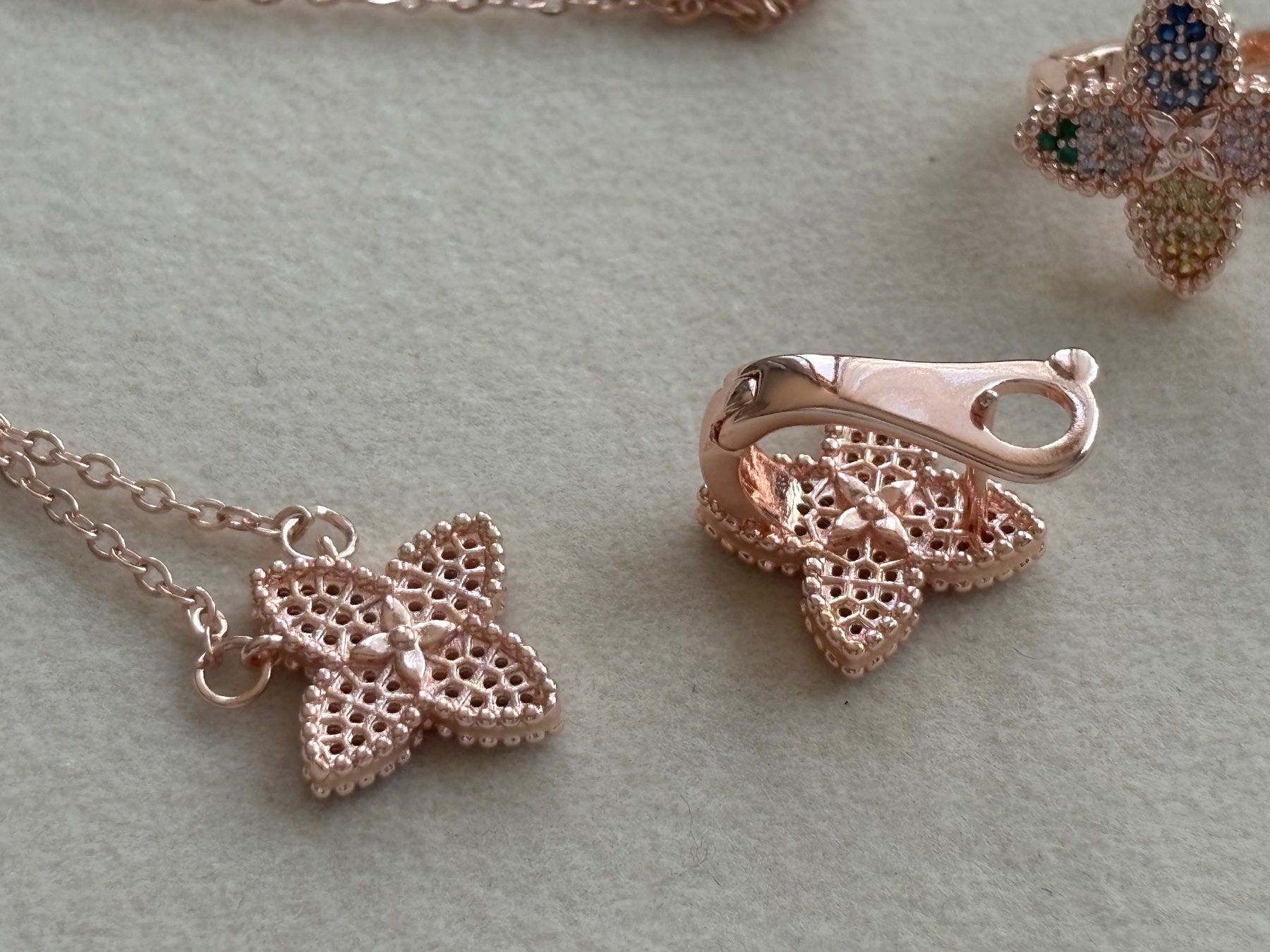 Catenine: Luxus Elegante Set Kette Ohrstecker Multicolore – Nuovo (secondo la descrizione) da Biel-Bienne venduto da Roserosse13 7
