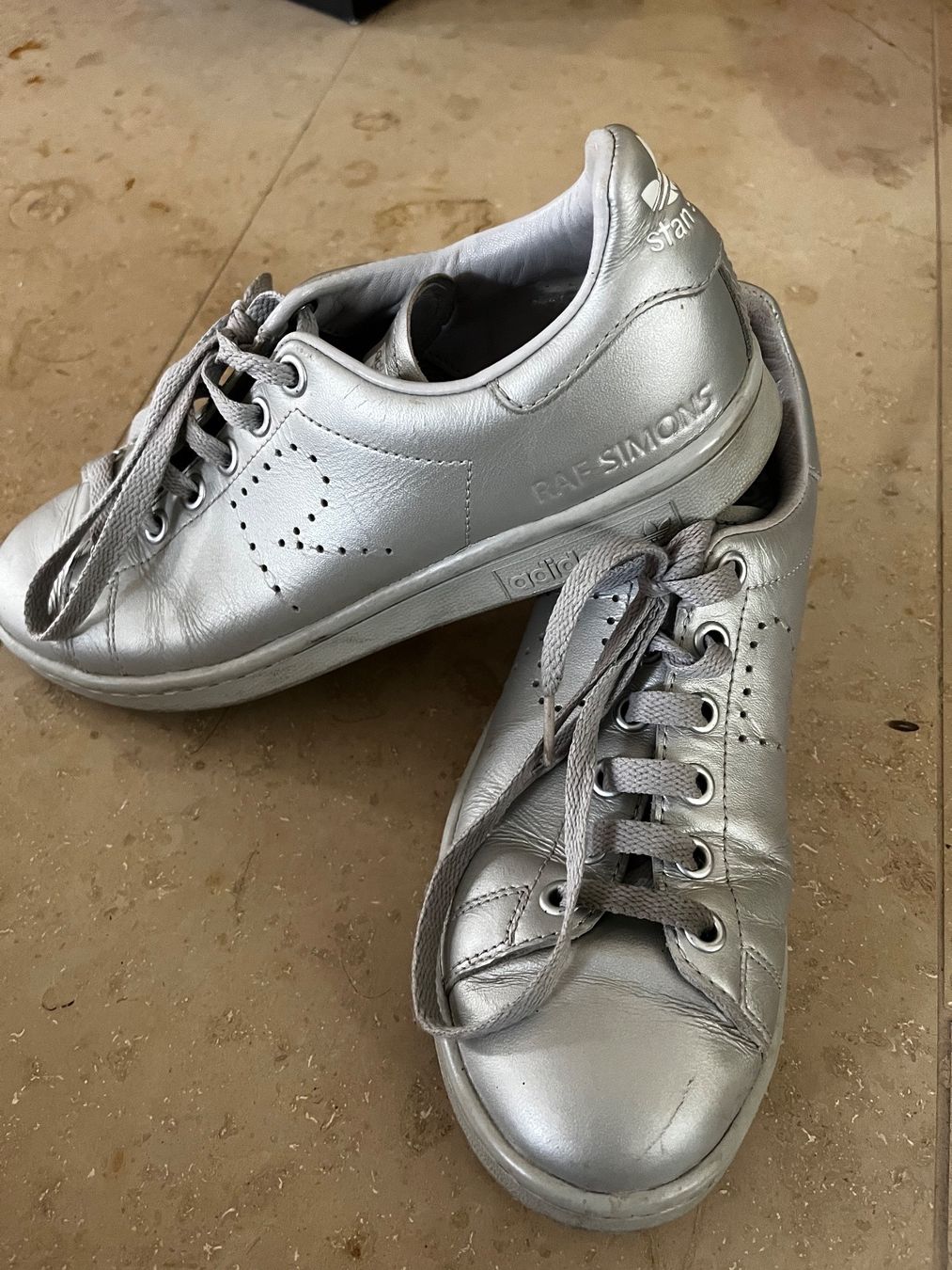 Adidas Scarpe da donna: Raf Simmons x Stan Smith Adidas Gr. 37 1/3 – Usato da Zürich venduto da zoh_26cj